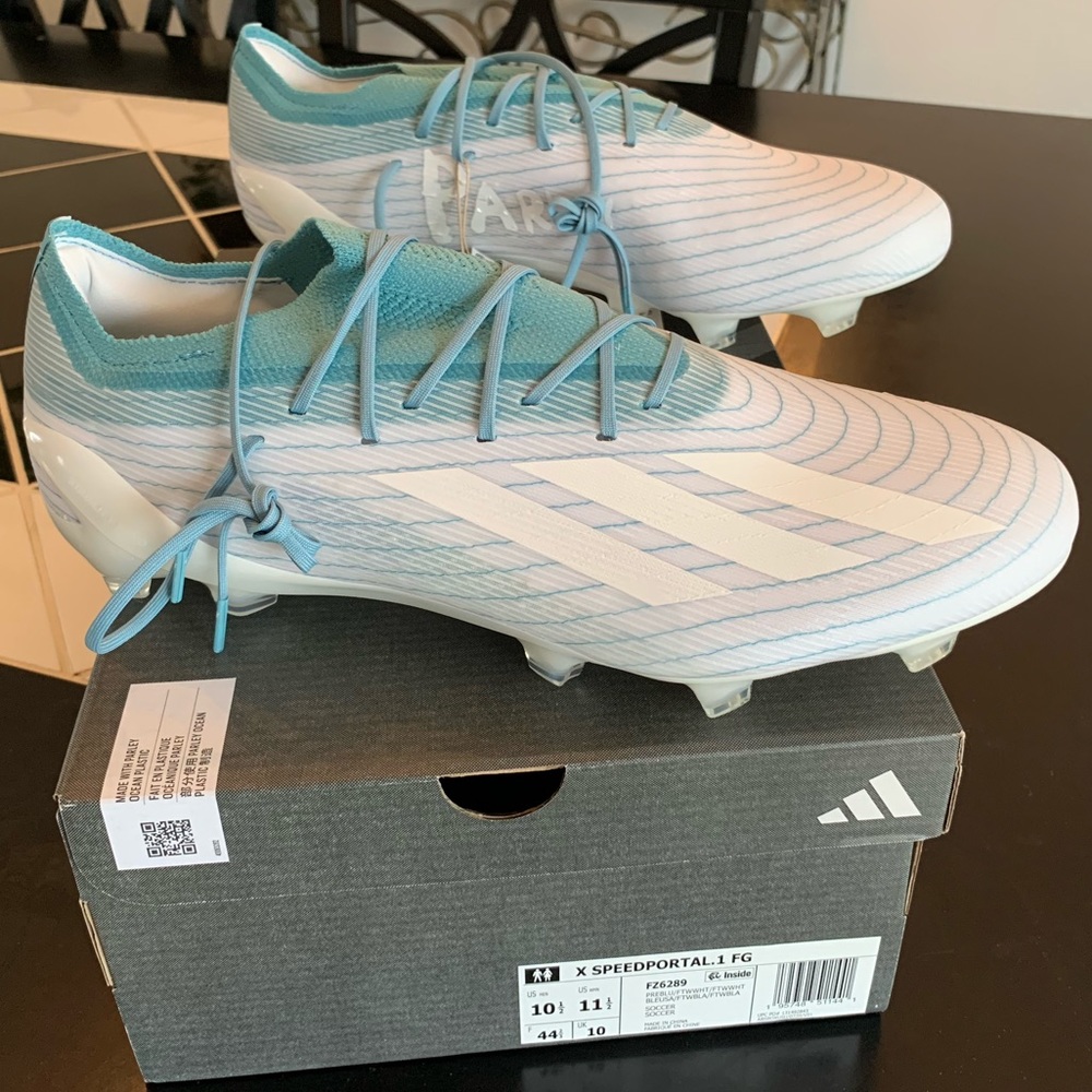 X SPEEDPORTAL.FG SOCCER CLEATS NEW WITH TAGS.